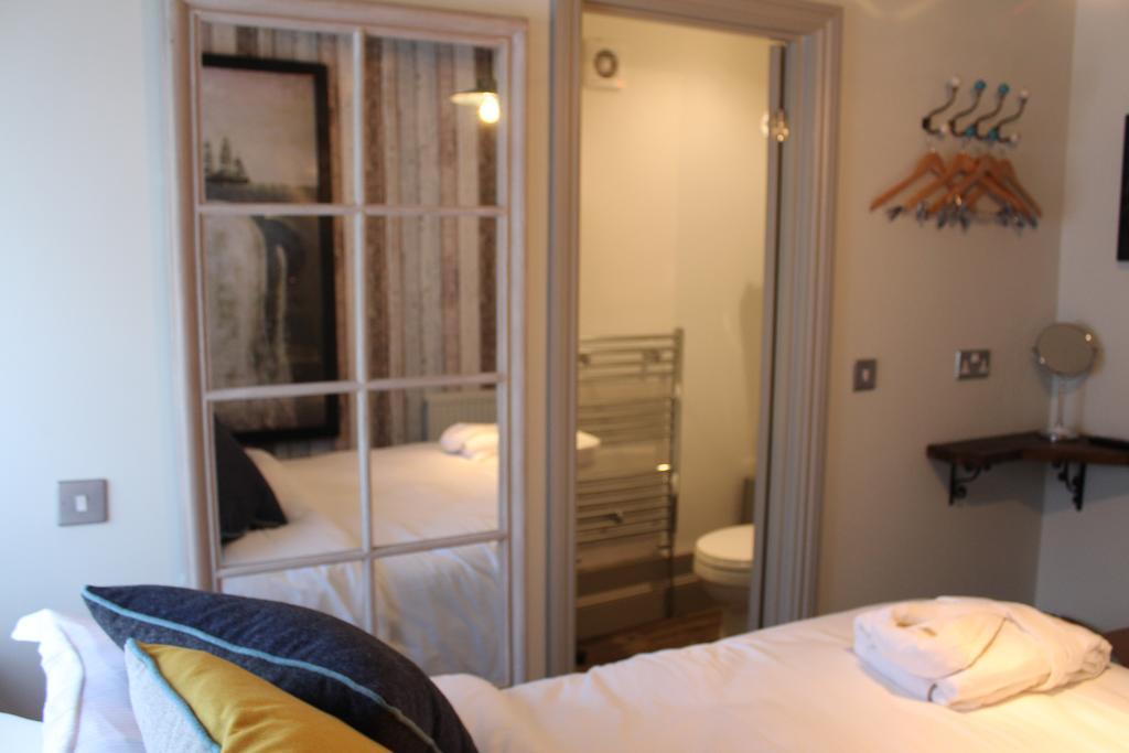 The Woodstock Arms Hotel Værelse billede