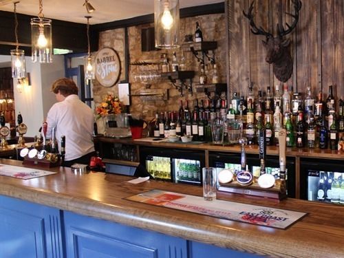 The Woodstock Arms Hotel Eksteriør billede