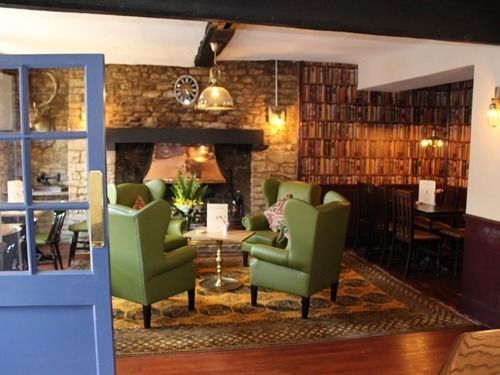 The Woodstock Arms Hotel Eksteriør billede